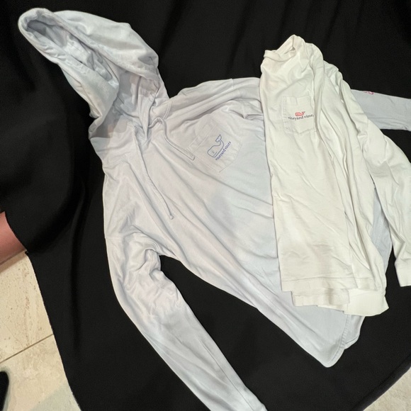 Vineyard Vines Long-Sleeve Whale T-Shirt - Picture 1 of 8